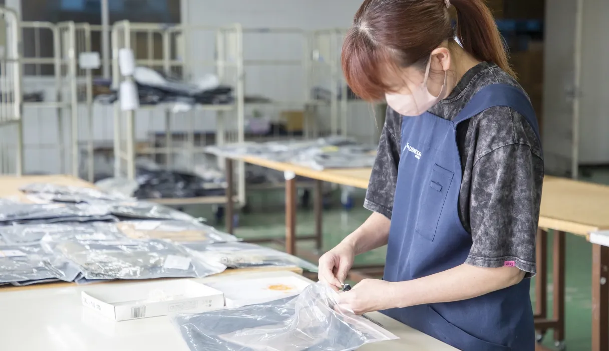 社員が働いている様子